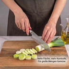 Santokumesser mit rotem Harzgriff