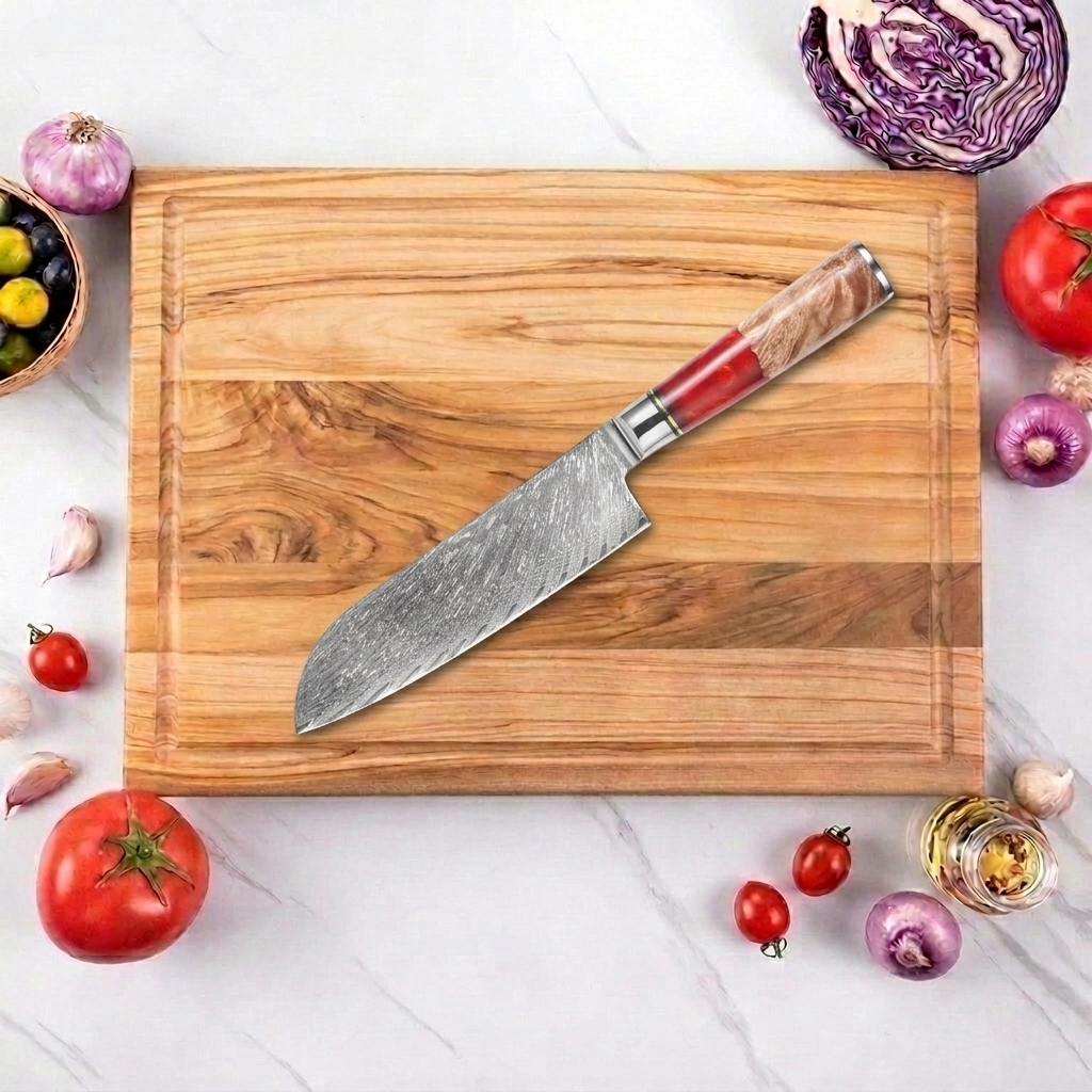 Santokumesser mit rotem Harzgriff